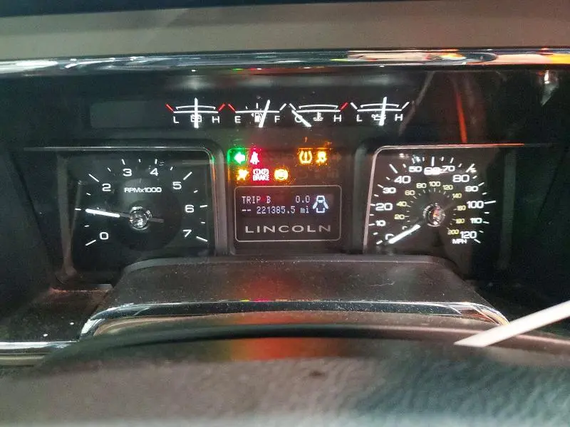 2012 LINCOLN NAVIGATOR   