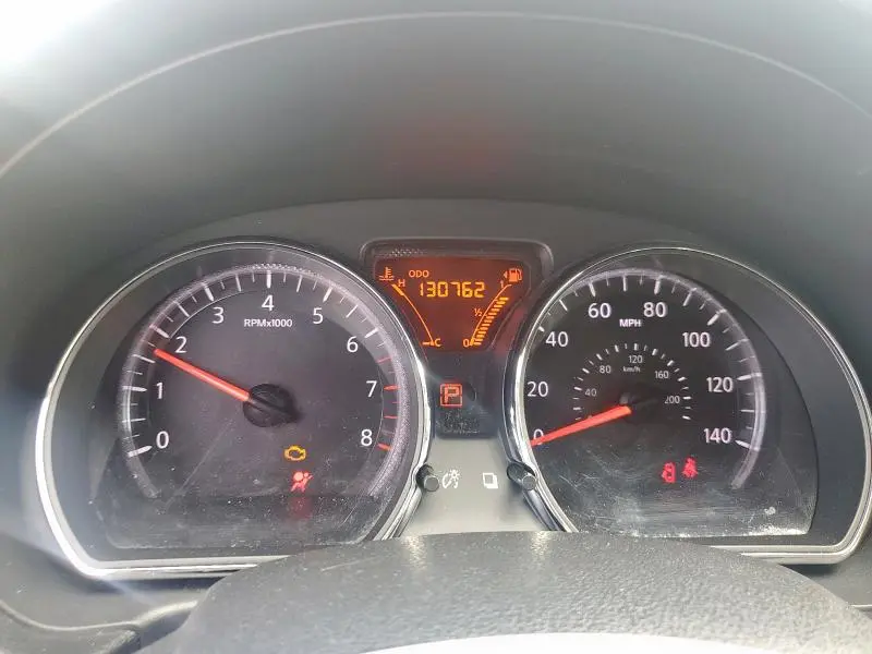 2013 NISSAN VERSA S  