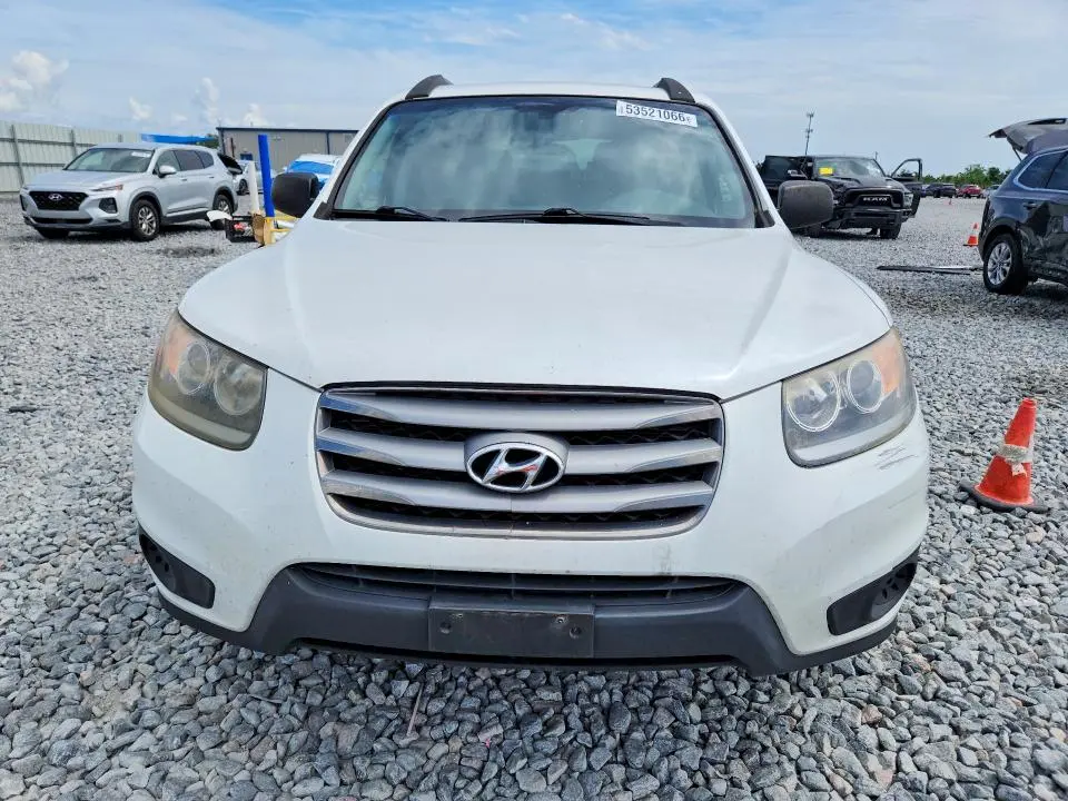 2012 HYUNDAI SANTA FE GLS  