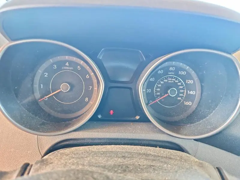 2011 HYUNDAI ELANTRA LIMITED  
