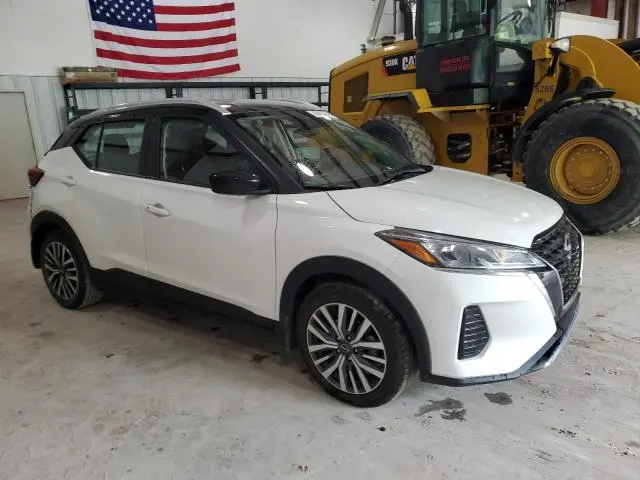 2023 NISSAN KICKS SV  