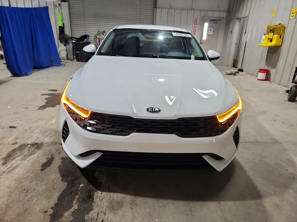 2021 KIA K5 LXS  