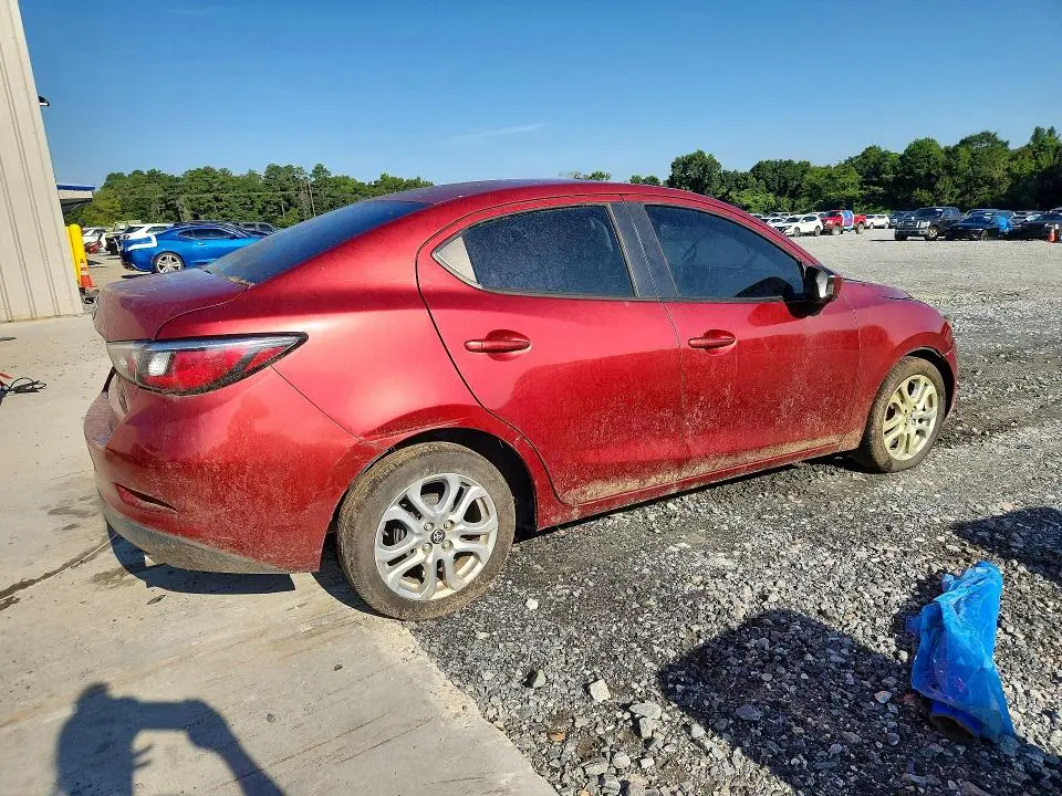 2017 TOYOTA YARIS IA BASE  