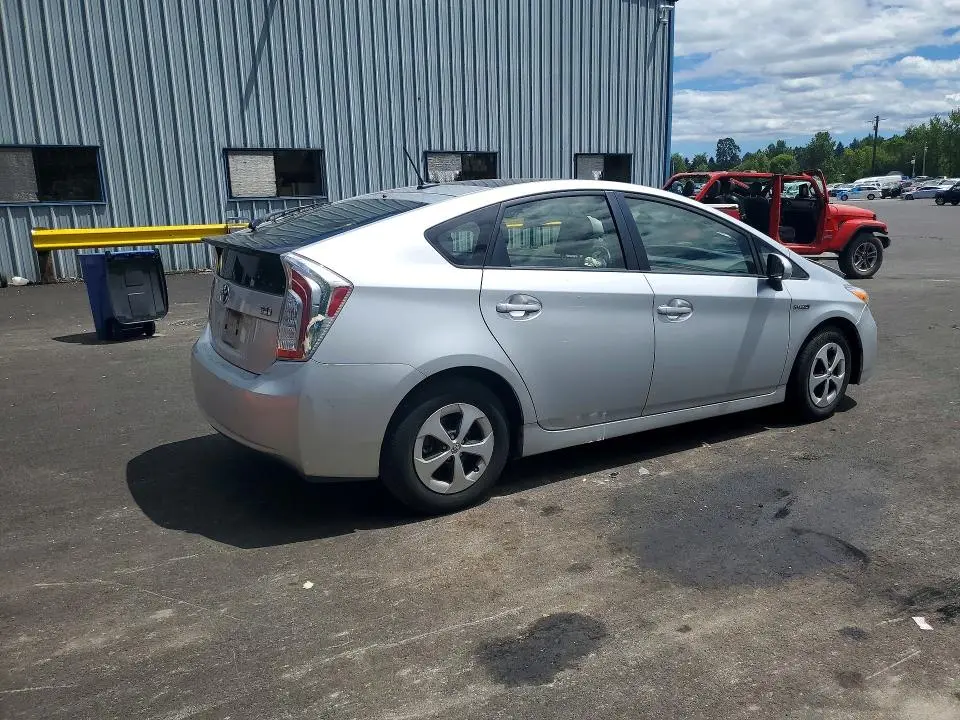 2013 TOYOTA PRIUS FOUR  