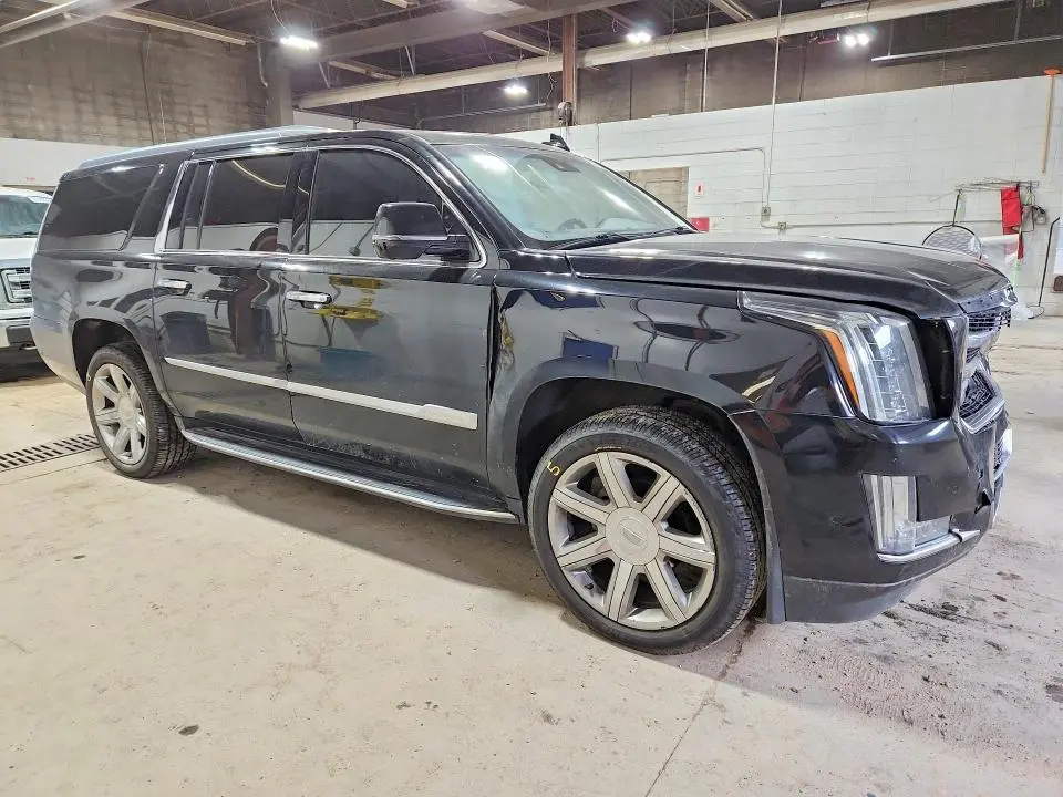 2019 CADILLAC ESCALADE ESV LUXURY  