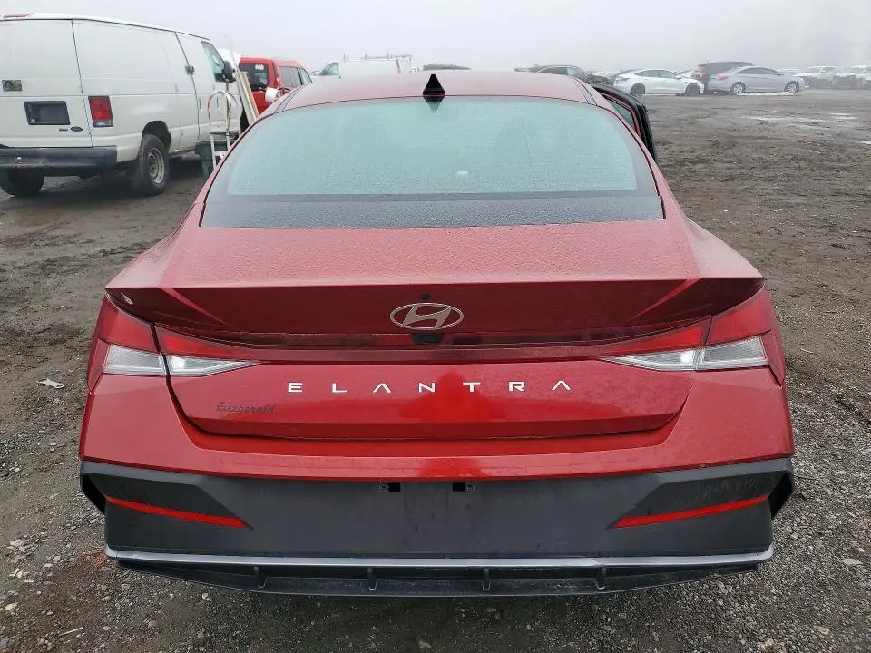 2024 HYUNDAI ELANTRA SEL  