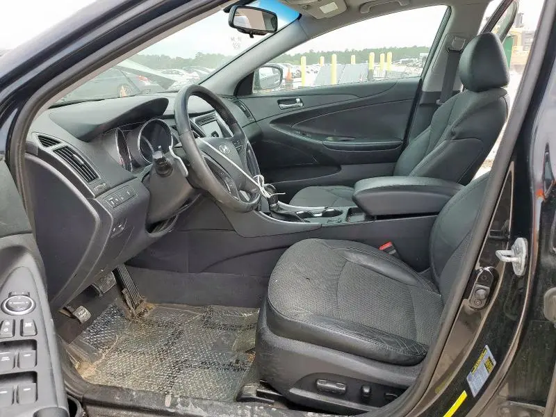 2013 HYUNDAI SONATA SE  