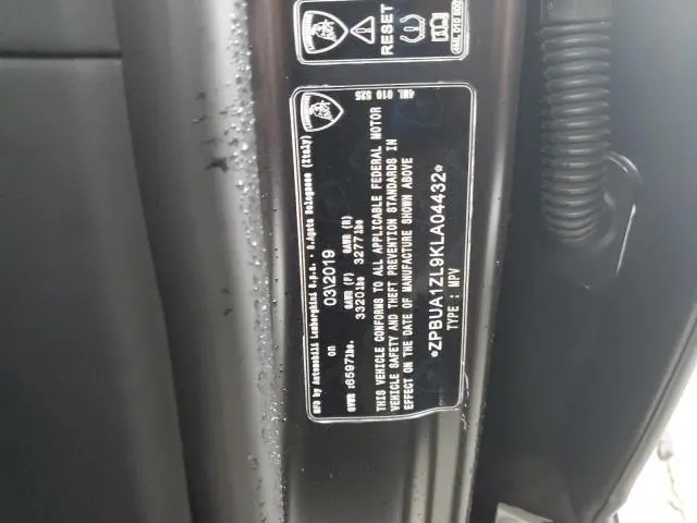 2019 LAMBORGHINI URUS   