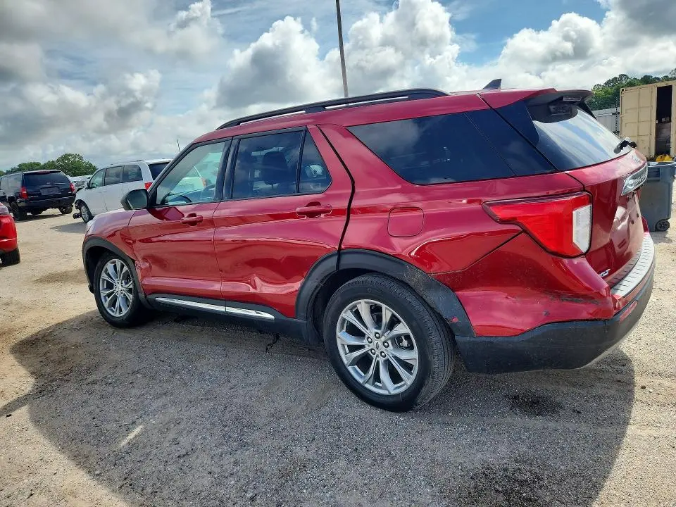 2023 FORD EXPLORER XLT  