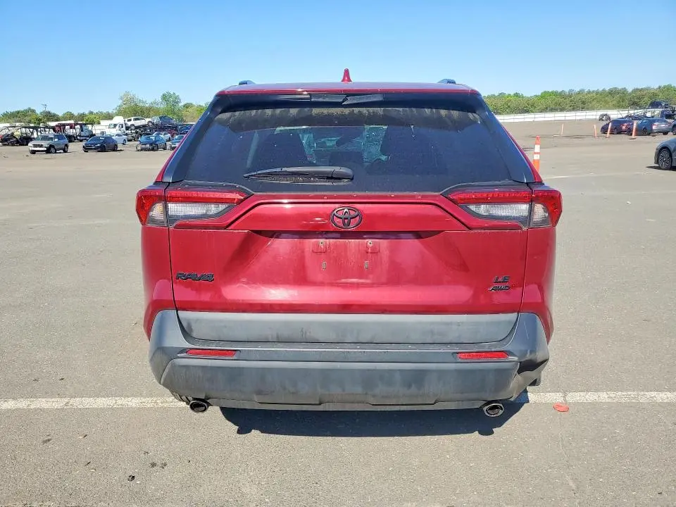 2021 TOYOTA RAV4 LE  