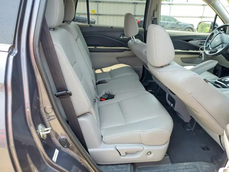 2016 HONDA PILOT TOURING  