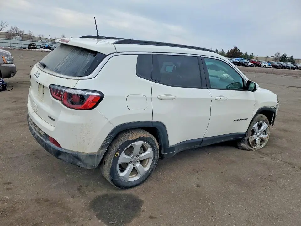 2017 JEEP COMPASS LATITUDE  