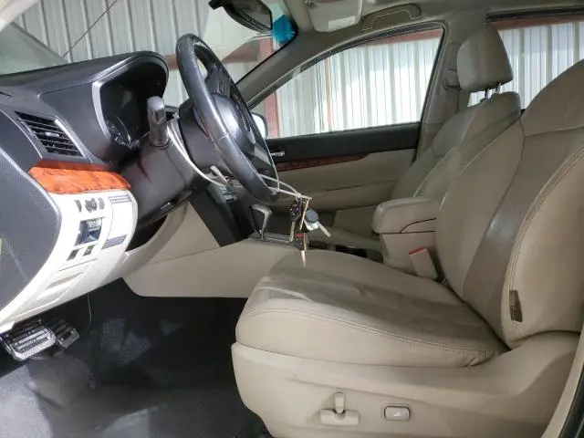 2011 SUBARU OUTBACK 2.5I LIMITED  