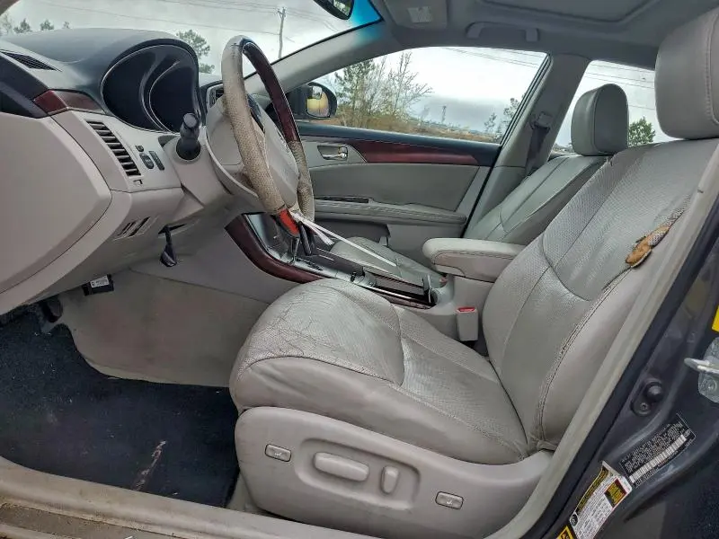 2011 TOYOTA AVALON BASE  