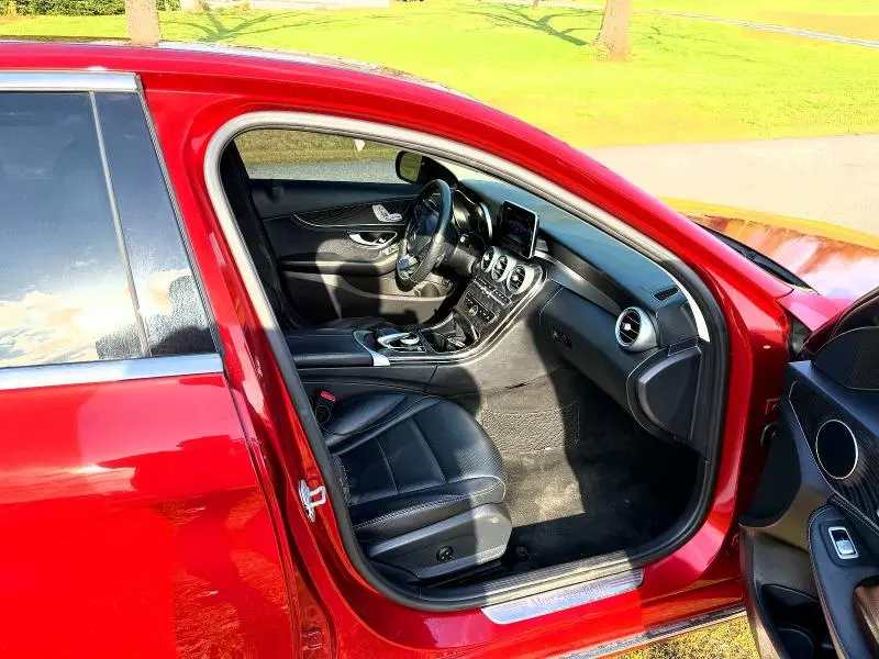 2016 MERCEDES-BENZ C 300  