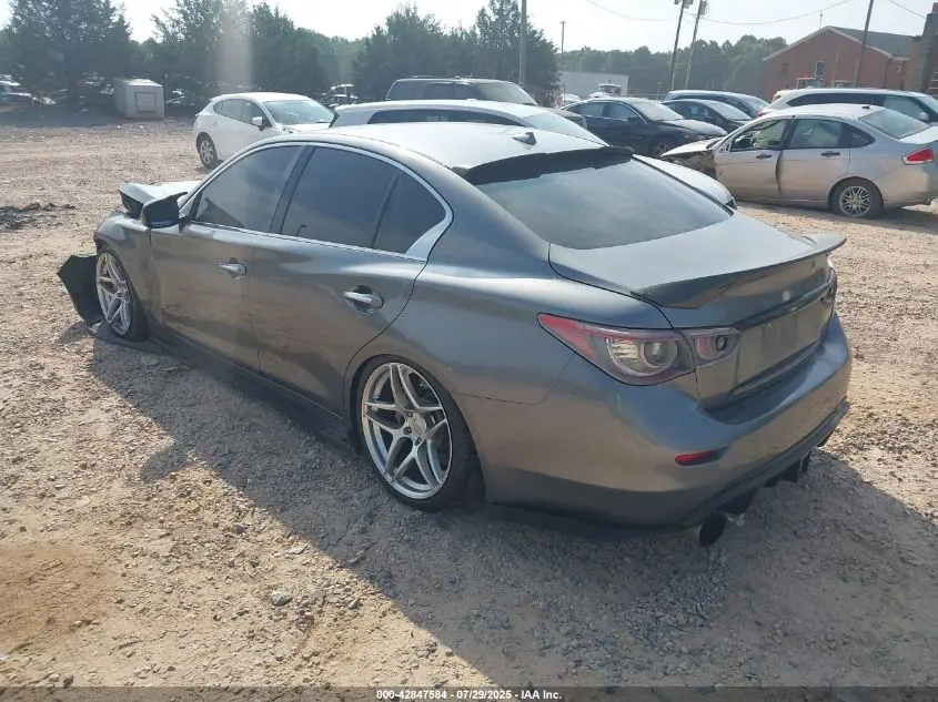 2015 INFINITI Q50 SPORT