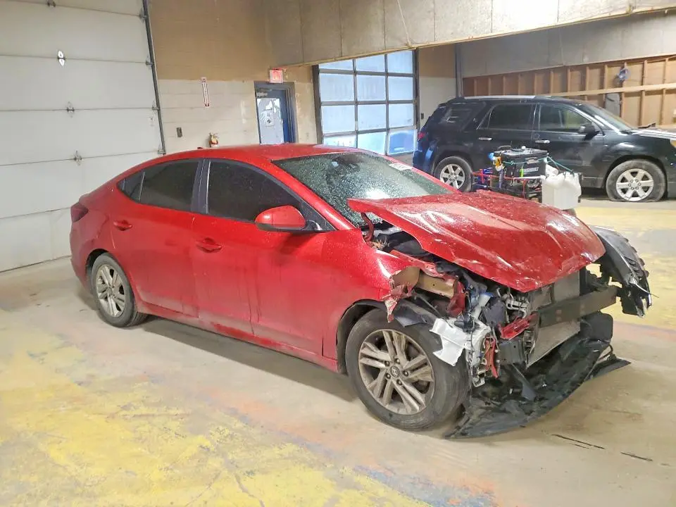 2019 HYUNDAI ELANTRA SEL  
