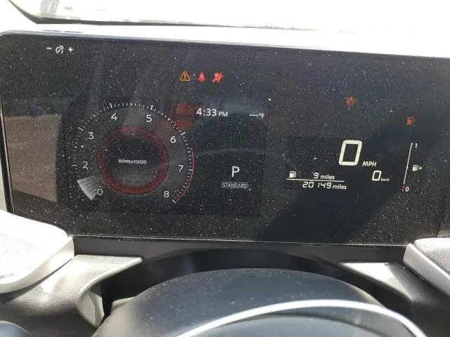 2025 NISSAN KICKS SV  