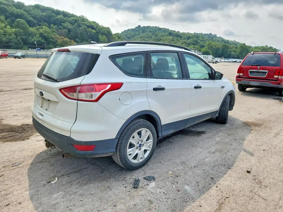 2015 FORD ESCAPE S  