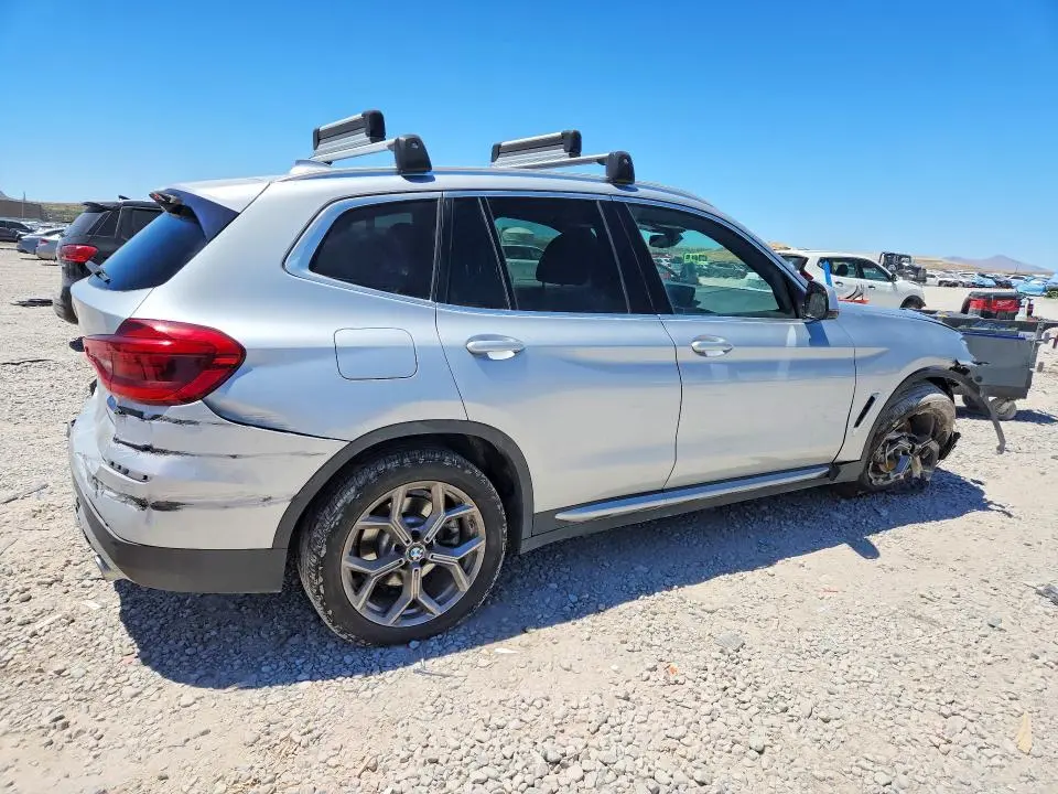 2021 BMW X3 XDRIVE30E  