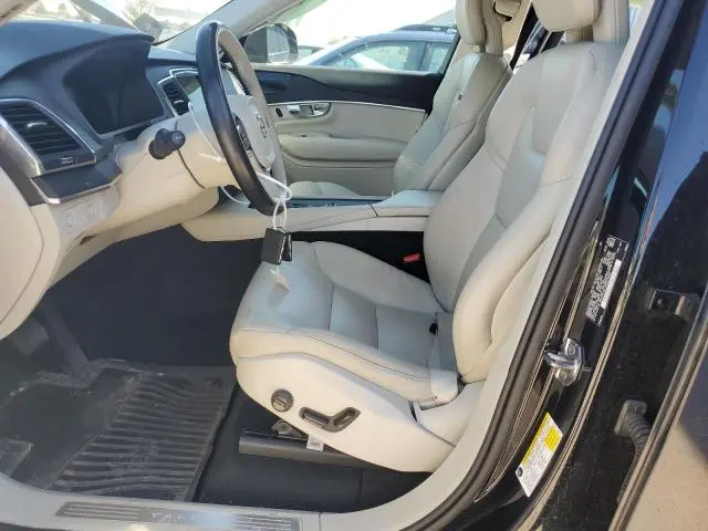 2020 VOLVO XC90 T6 MOMENTUM