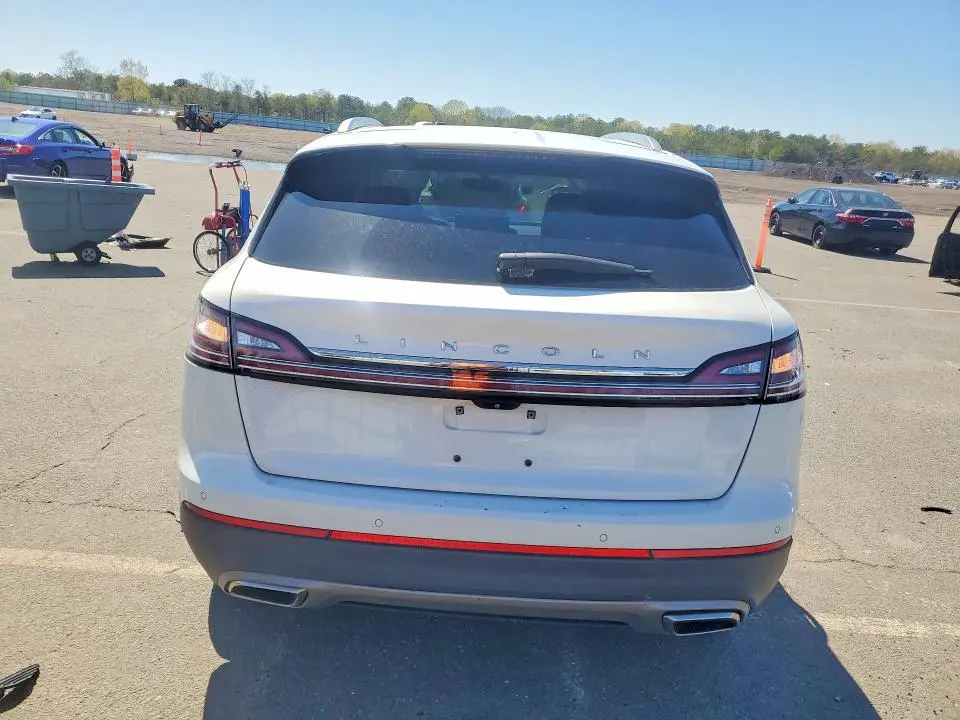 2021 LINCOLN NAUTILUS   