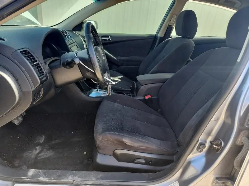 2010 NISSAN ALTIMA SR  