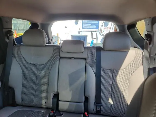 2019 HYUNDAI SANTA FE SEL  