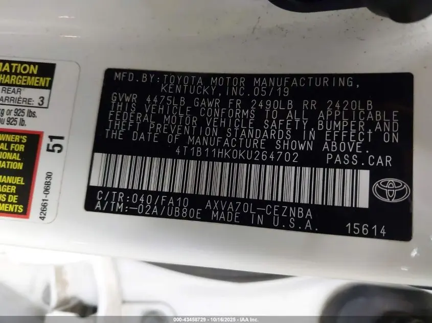 2019 TOYOTA CAMRY LE