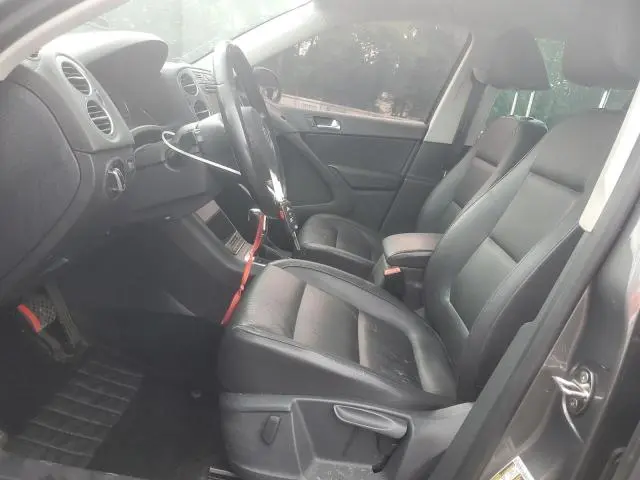 2012 VOLKSWAGEN TIGUAN S  