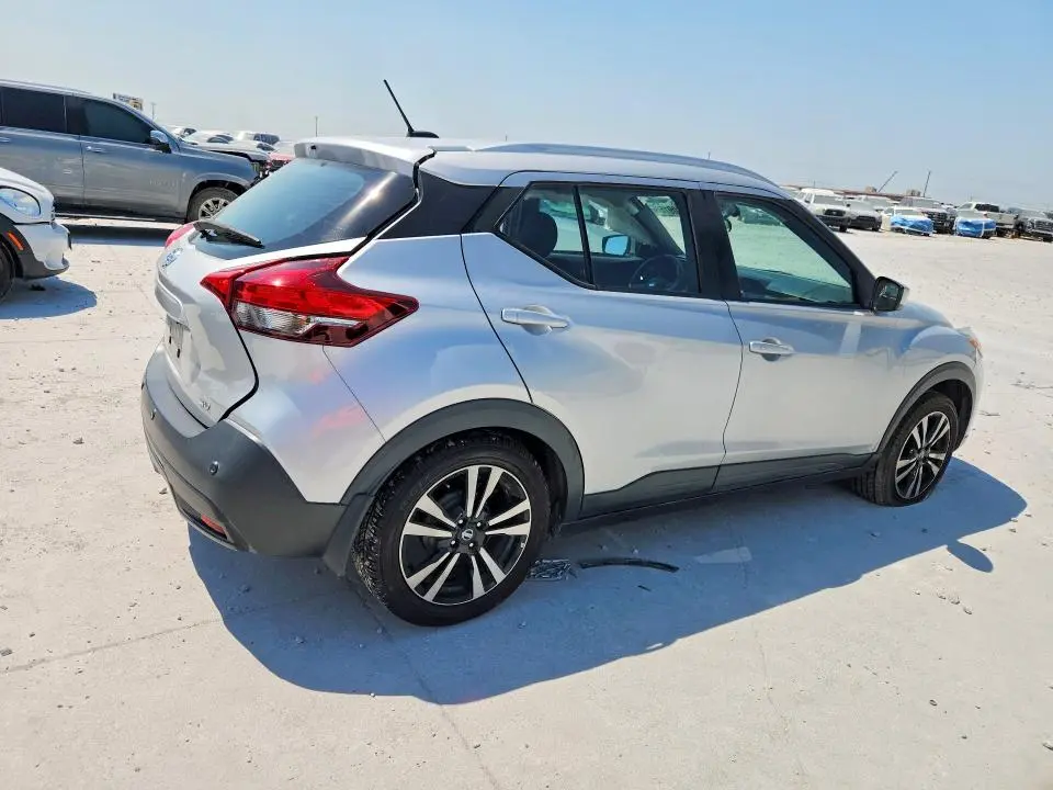 2020 NISSAN KICKS SV  