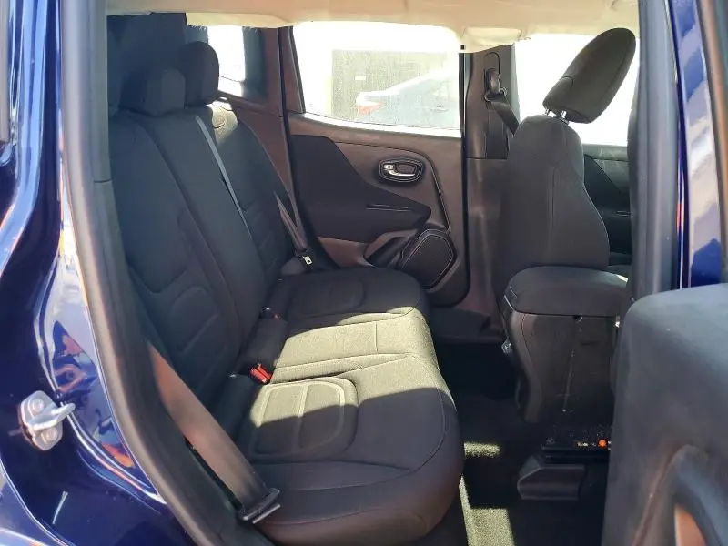 2021 JEEP RENEGADE LATITUDE  