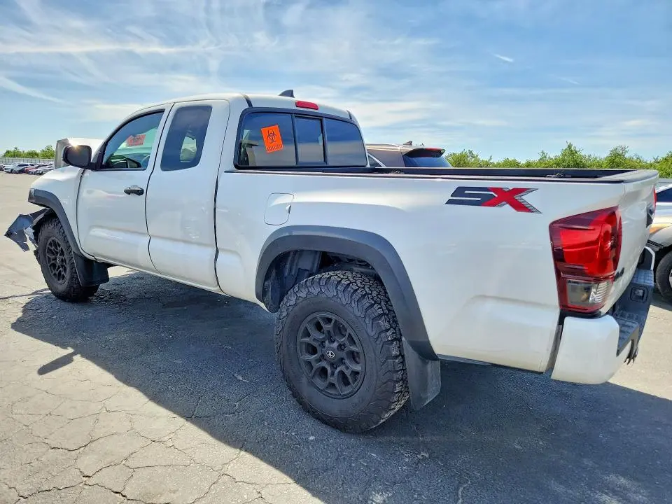 2022 TOYOTA TACOMA SR V6  