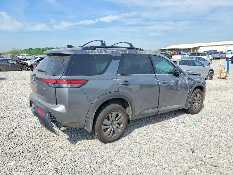 2026 NISSAN PATHFINDER SV  