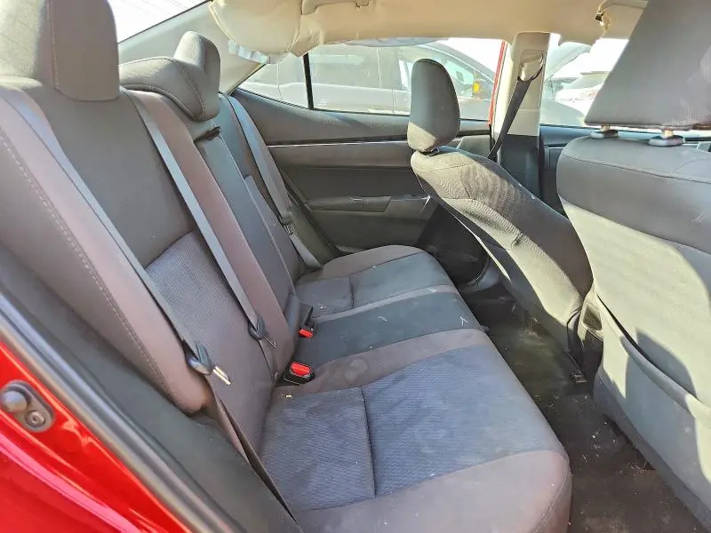 2019 TOYOTA COROLLA   