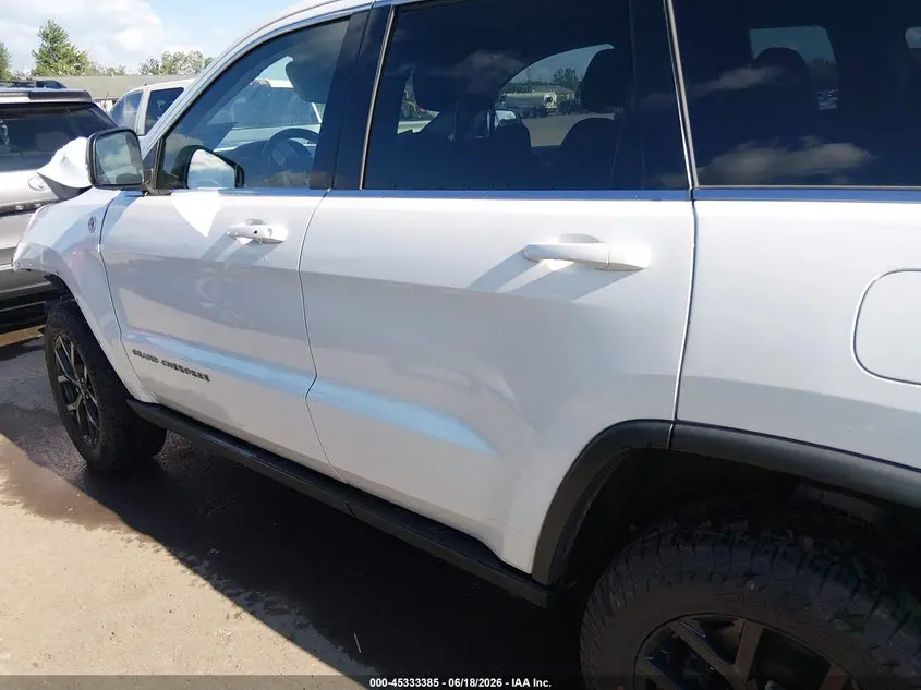 2013 JEEP GRAND CHEROKEE LAREDO TRAILHAWK