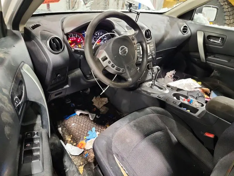2012 NISSAN ROGUE S  
