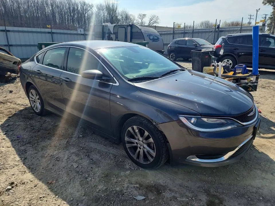 2015 CHRYSLER 200 LIMITED  