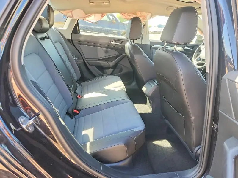 2025 VOLKSWAGEN JETTA SE  