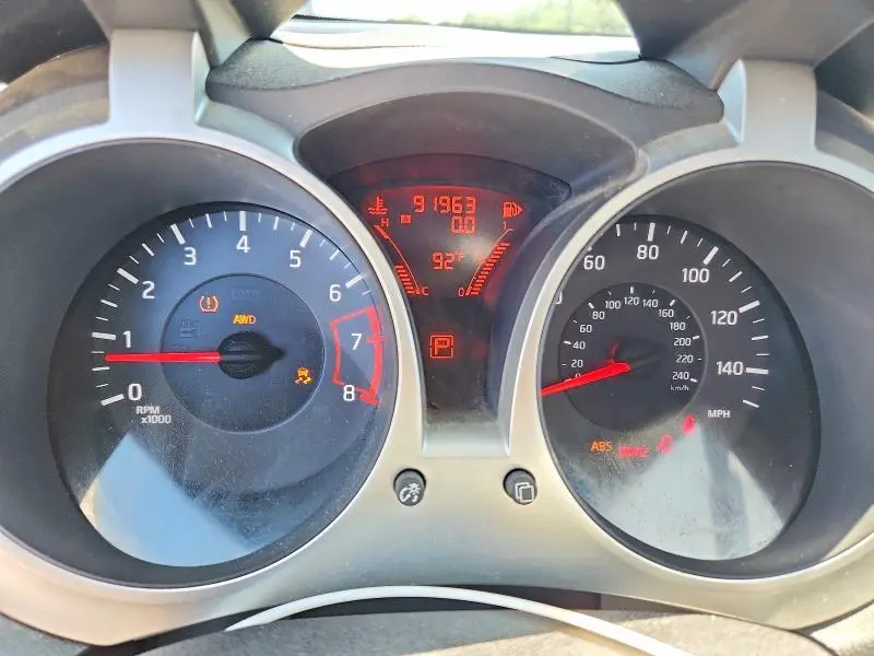 2011 NISSAN JUKE S  