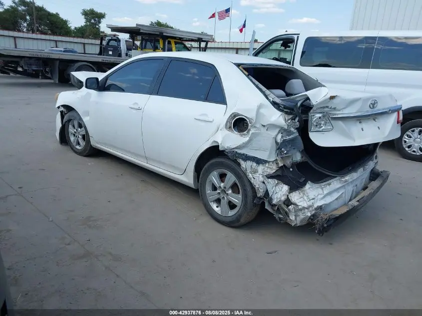 2011 TOYOTA COROLLA LE