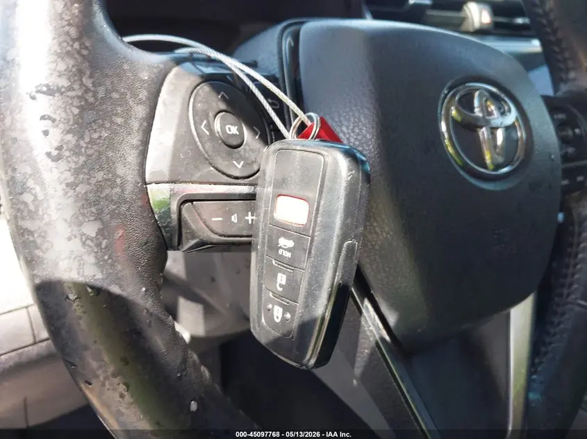 2019 TOYOTA CAMRY HYBRID XLE
