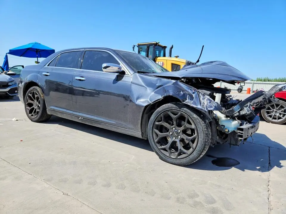 2017 CHRYSLER 300C   
