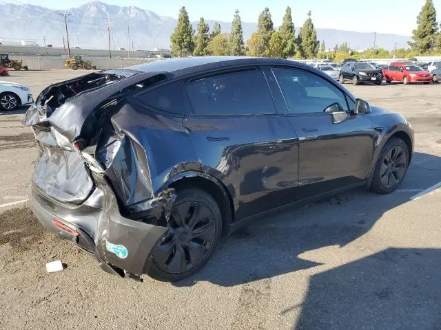 2025 TESLA MODEL Y