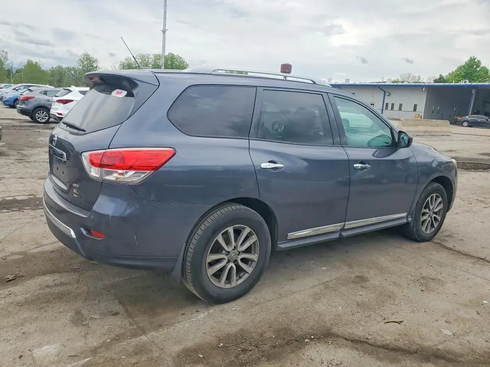2013 NISSAN PATHFINDER S  