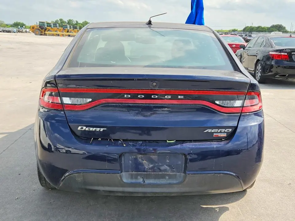 2013 DODGE DART SE  