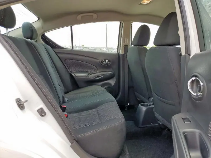 2019 NISSAN VERSA S  