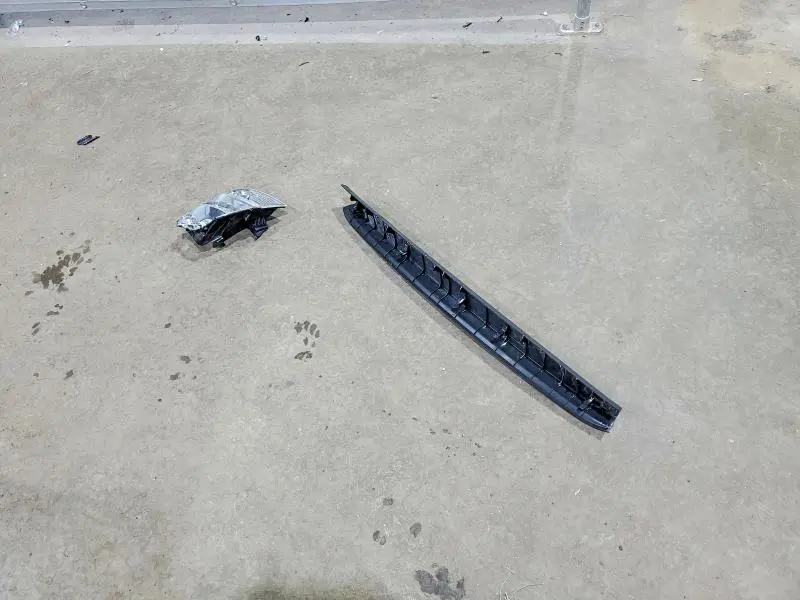 2011 SUBARU OUTBACK 2.5I  