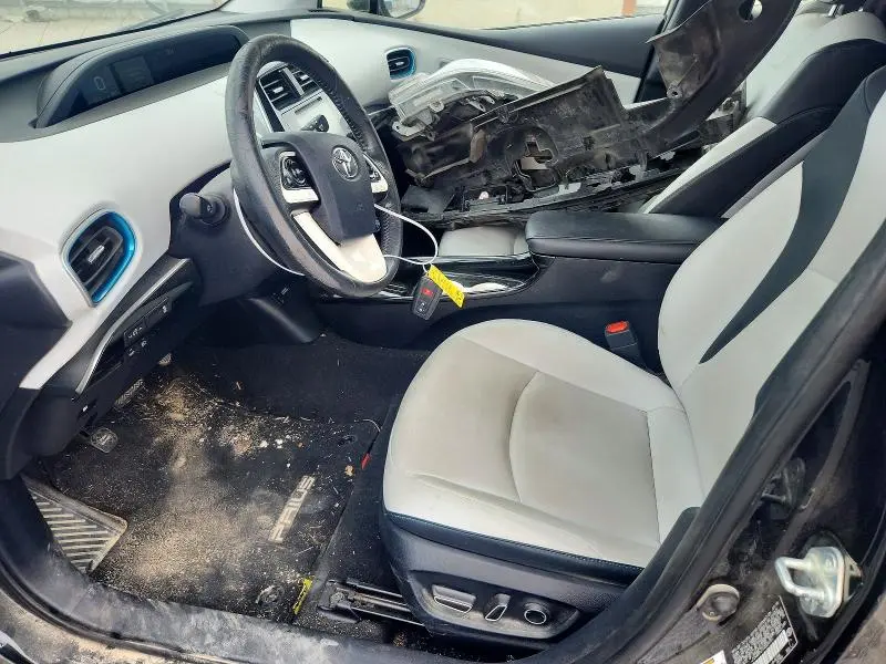 2016 TOYOTA PRIUS FOUR  