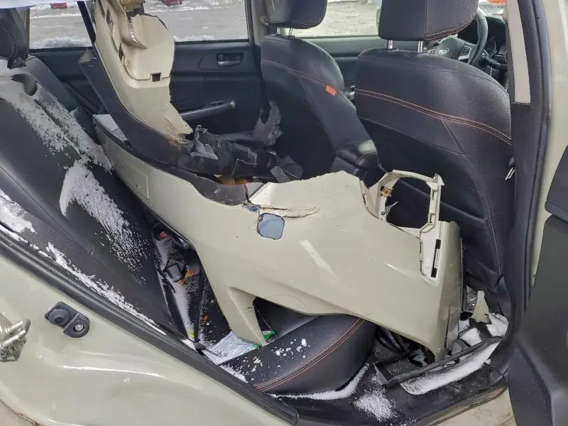 2016 SUBARU CROSSTREK LIMITED  